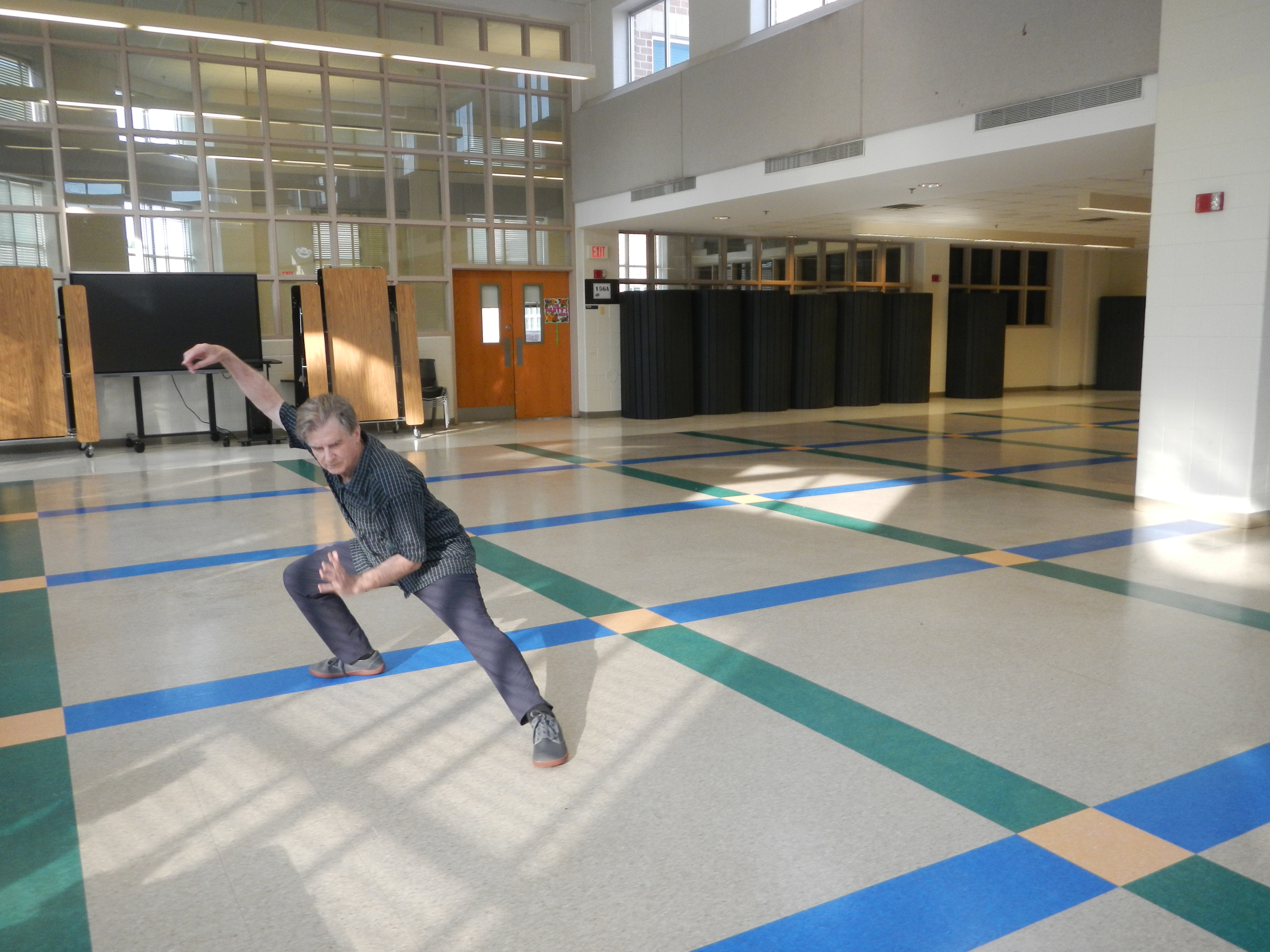 Tai Chi class in Rockville park